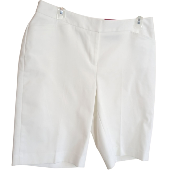 Rafaella White Burmuda Shorts Womens Size 6 - Picture 1 of 5